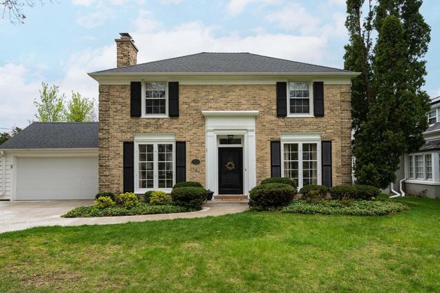 9727 Harding BOULEVARD, Milwaukee, WI 53226