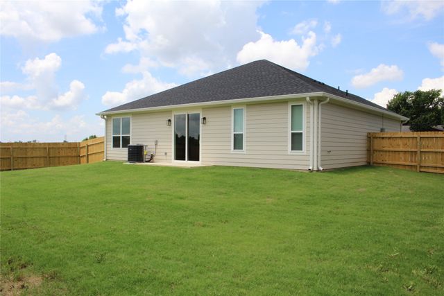 410 Church Street, Whitesboro, TX 76273