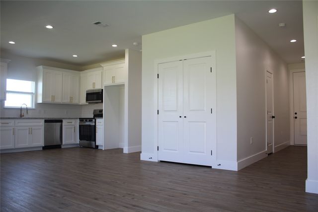 410 Church Street, Whitesboro, TX 76273