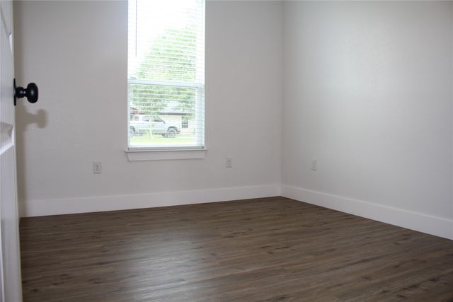 410 Church Street, Whitesboro, TX 76273