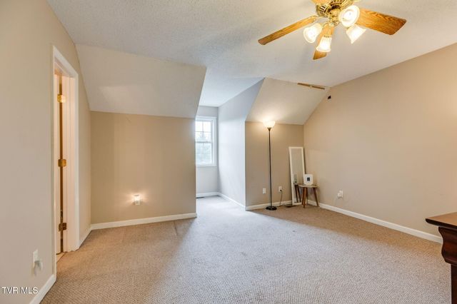 206 Cambridgeshire Court, Johnson City, TN 37615