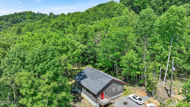 515 Aesque St Extension, Kingsport, TN 37665