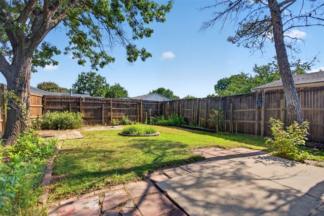 9009 Willowbrook Drive, Rowlett, TX 75088