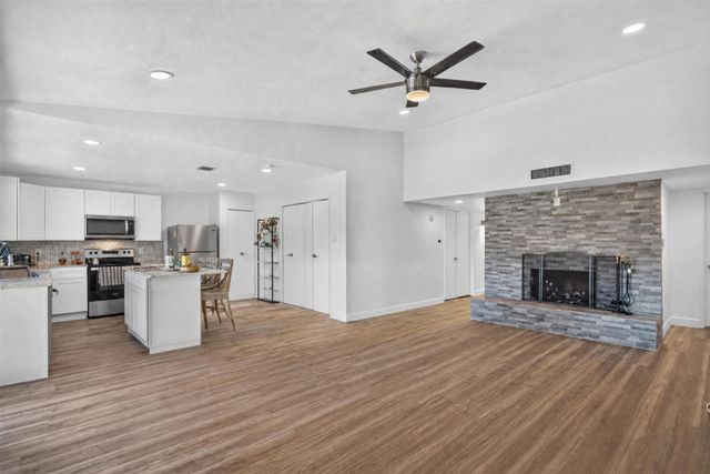 9009 Willowbrook Drive, Rowlett, TX 75088