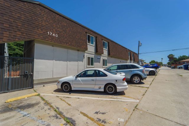 1740 N Ave, National City, CA 91950