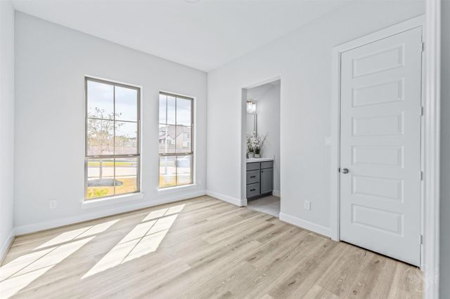 5307 Spring Woods Dr, Fulshear, TX 77441