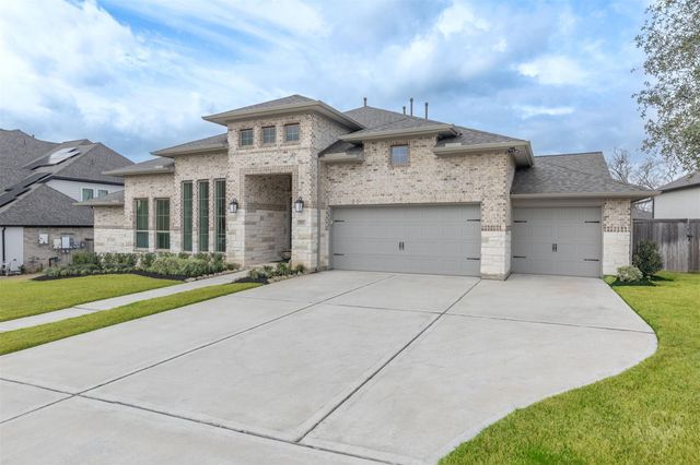 5307 Spring Woods Dr, Fulshear, TX 77441