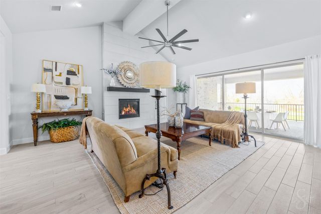 5307 Spring Woods Dr, Fulshear, TX 77441