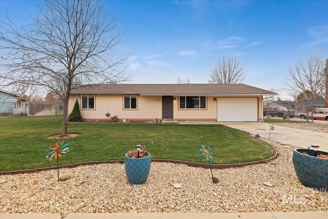 787 W Mendi Pl, Kuna, ID 83634