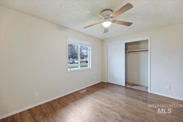 787 W Mendi Pl, Kuna, ID 83634