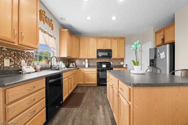 432 52nd Street NW, Canton, OH 44709