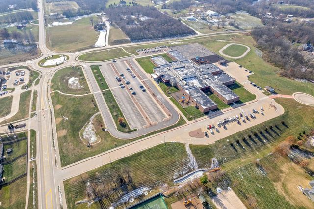 5613 MAJESTIC CIR, Columbia, MO 65203