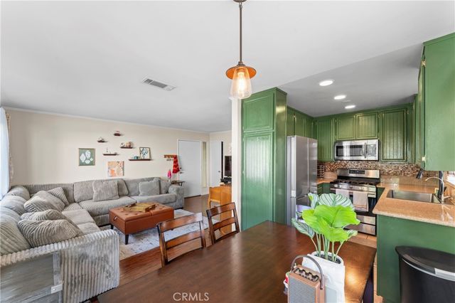 18128 Sundowner 1139, Canyon Country, CA 91387