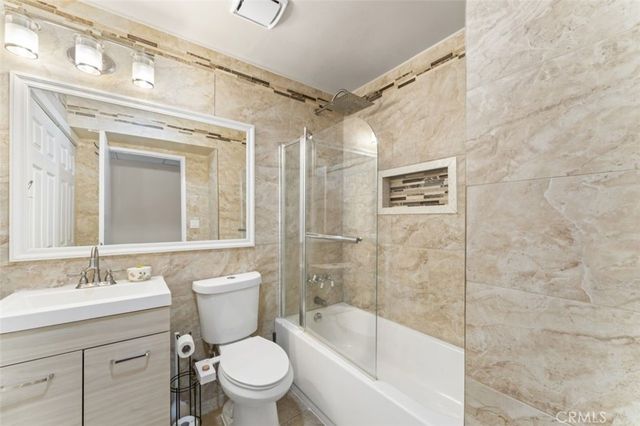 18128 Sundowner 1139, Canyon Country, CA 91387