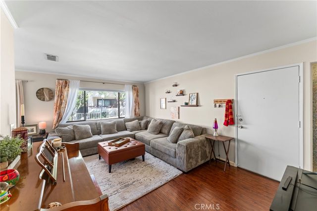 18128 Sundowner 1139, Canyon Country, CA 91387