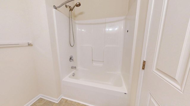 1014 W Summerfield Glen Circle, Ann Arbor, MI 48103