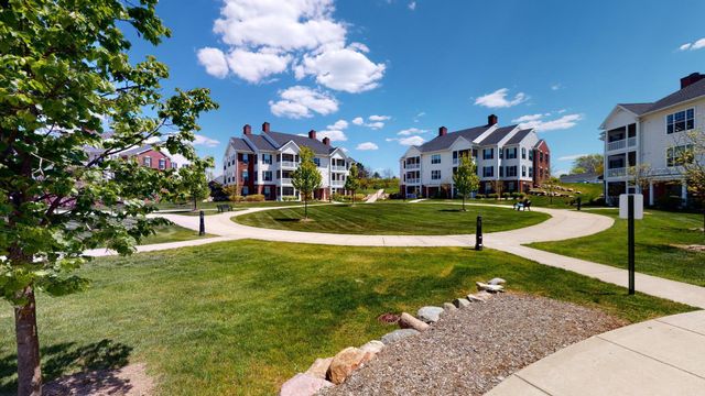 1014 W Summerfield Glen Circle, Ann Arbor, MI 48103