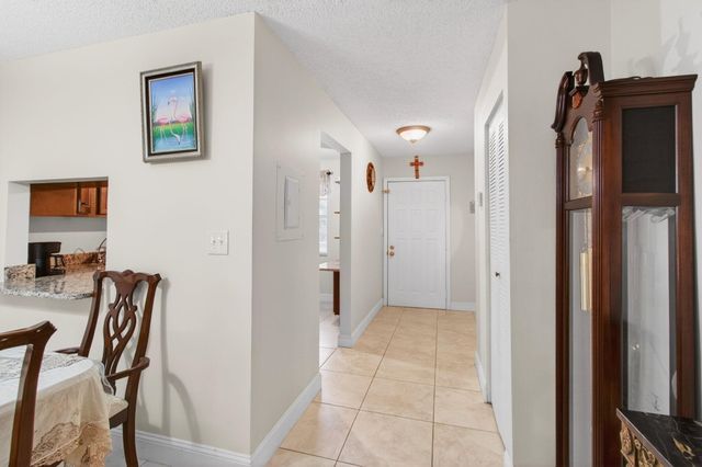 136 Lake Rebecca Drive, West Palm Beach, FL 33411