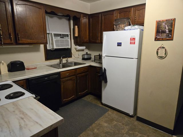 1512 Point Douglas Road S, Saint Paul, MN 55119