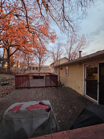 1512 Point Douglas Road S, Saint Paul, MN 55119