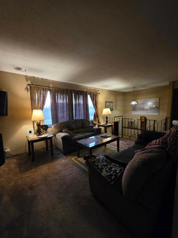 1512 Point Douglas Road S, Saint Paul, MN 55119