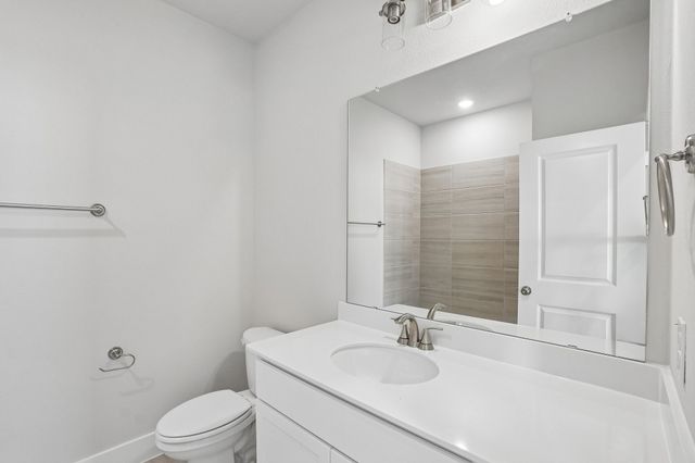 9301 Rolling Meadow Way, Denton, TX 76207