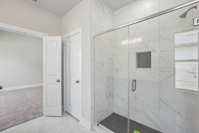 9301 Rolling Meadow Way, Denton, TX 76207