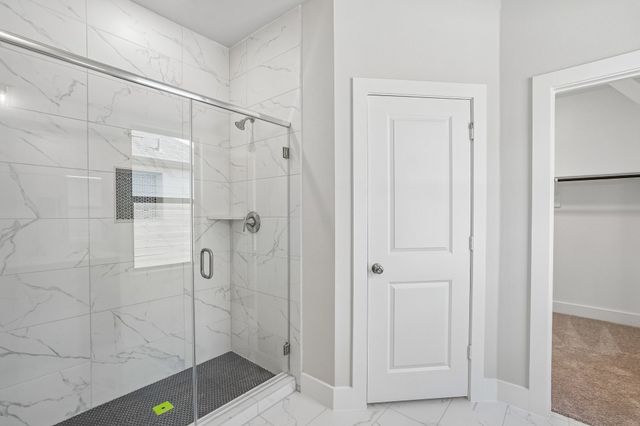9301 Rolling Meadow Way, Denton, TX 76207