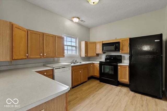 10952 Golden Harvest Place, Indianapolis, IN 46229