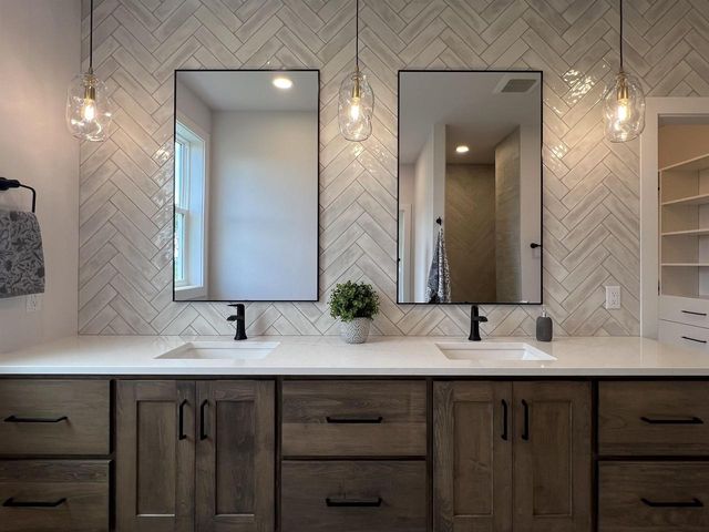 3306 Colton Way, Sun Prairie, WI 53590