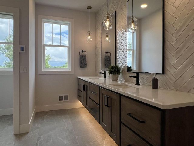 3306 Colton Way, Sun Prairie, WI 53590