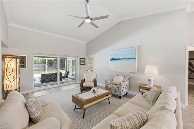 789 Coldstream CT, Naples, FL 34104