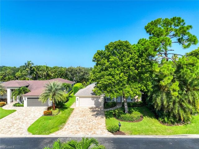 789 Coldstream CT, Naples, FL 34104
