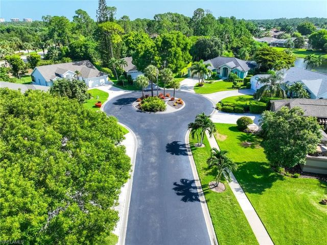 789 Coldstream CT, Naples, FL 34104