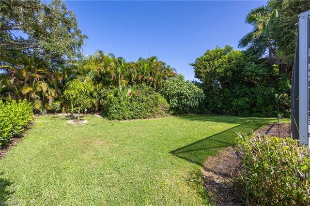 789 Coldstream CT, Naples, FL 34104