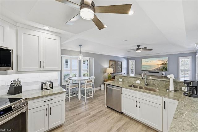 789 Coldstream CT, Naples, FL 34104