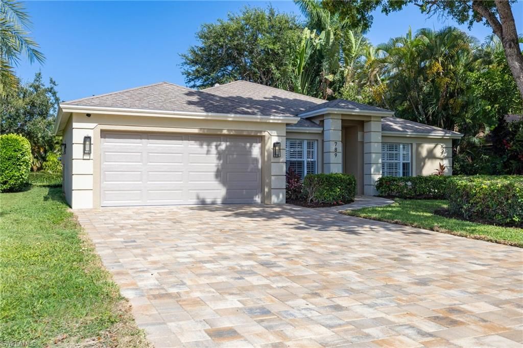 789 Coldstream CT, Naples, FL 34104