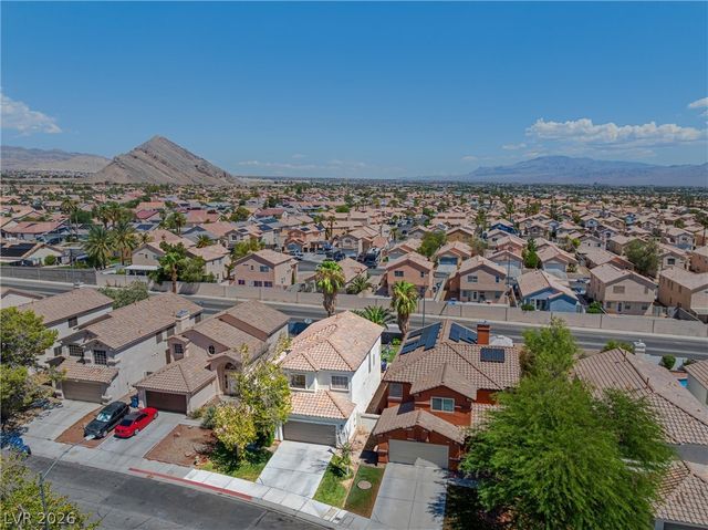 9408 Tall Wood Lane, Las Vegas, NV 89129