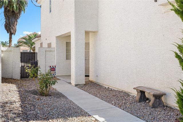 9408 Tall Wood Lane, Las Vegas, NV 89129