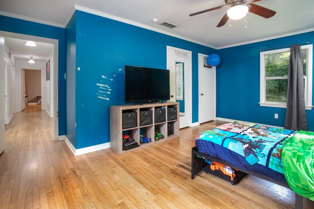 2414 S Martin Street, Kilgore, TX 75662