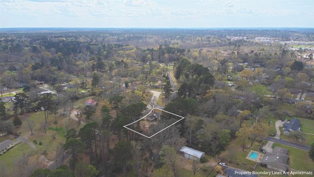 2414 S Martin Street, Kilgore, TX 75662