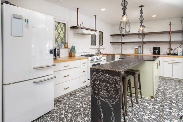 2414 S Martin Street, Kilgore, TX 75662