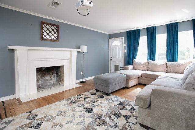 2414 S Martin Street, Kilgore, TX 75662