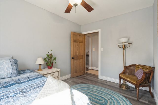 1308 L Ave NE, Cedar Rapids, IA 52402