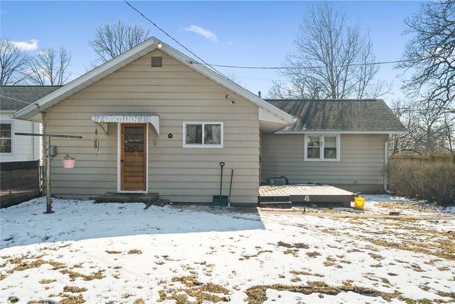 1308 L Ave NE, Cedar Rapids, IA 52402