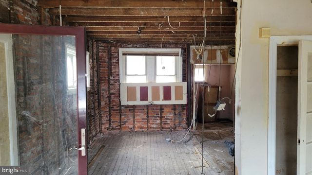 2715 W WESTMORELAND ST, Philadelphia, PA 19129