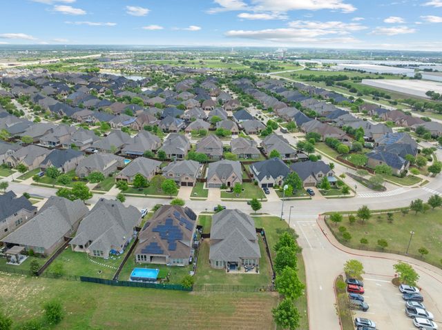 1008 Highpoint Way, Roanoke, TX 76262