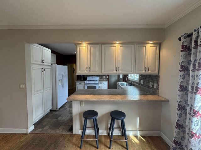 1440 OAK STREET, Wisconsin Rapids, WI 54494