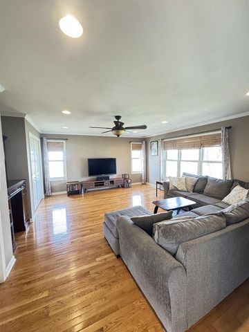 1440 OAK STREET, Wisconsin Rapids, WI 54494