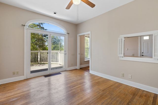 612 Anderson Dr, Clarksville, TN 37040